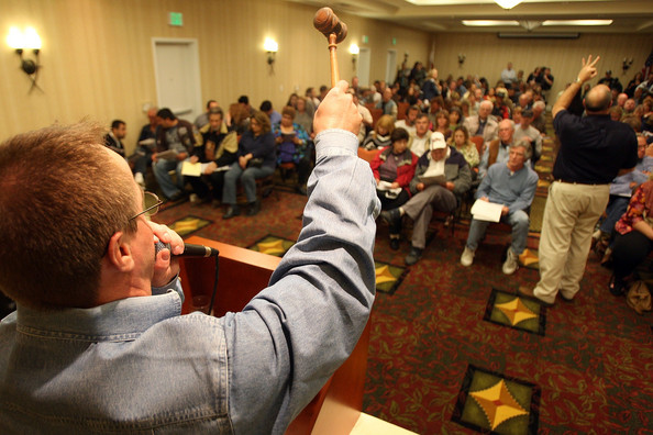 property auction room